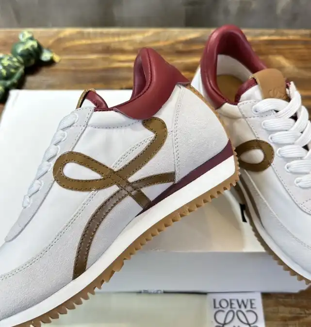 hype Loewe Sneakers