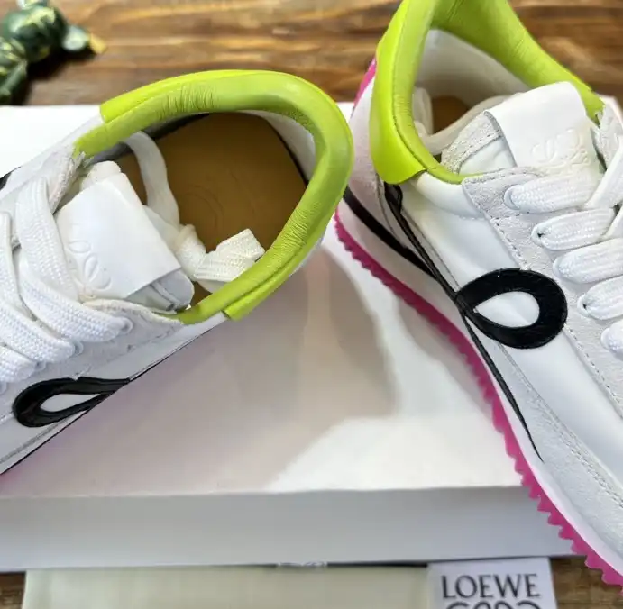 hype Loewe Sneakers