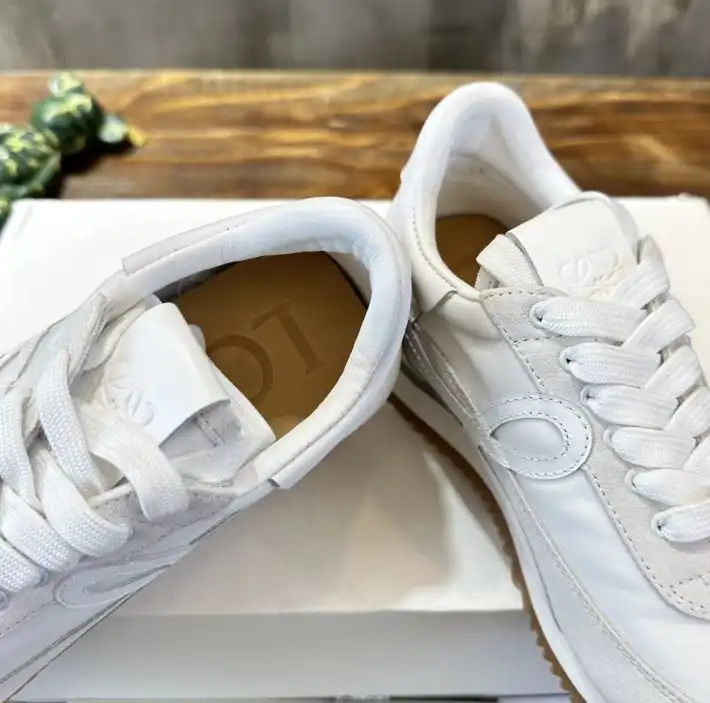 hype Loewe Sneakers