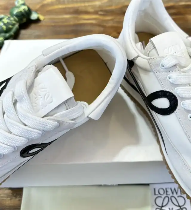 hype Loewe Sneakers