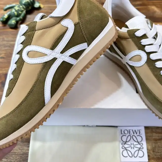 hype Loewe Sneakers