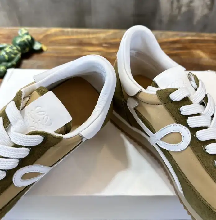 hype Loewe Sneakers