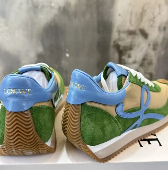 hype Loewe Sneakers