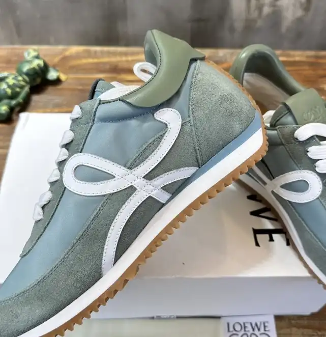 hype Loewe Sneakers