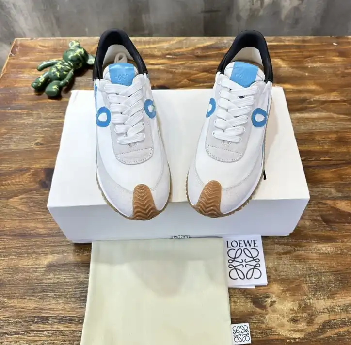 hype Loewe Sneakers