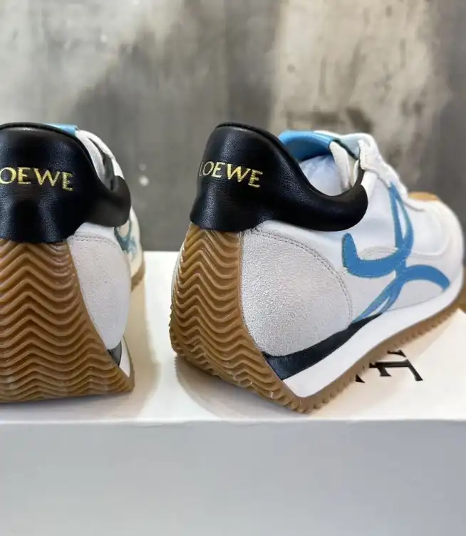 hype Loewe Sneakers