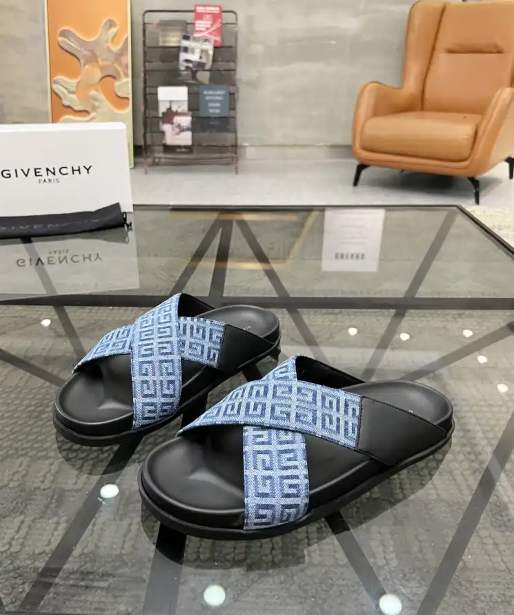 hype Givenchy Slippers