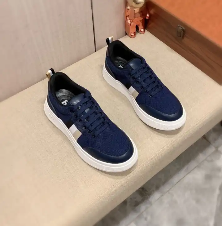 hype Boss Low Shoes