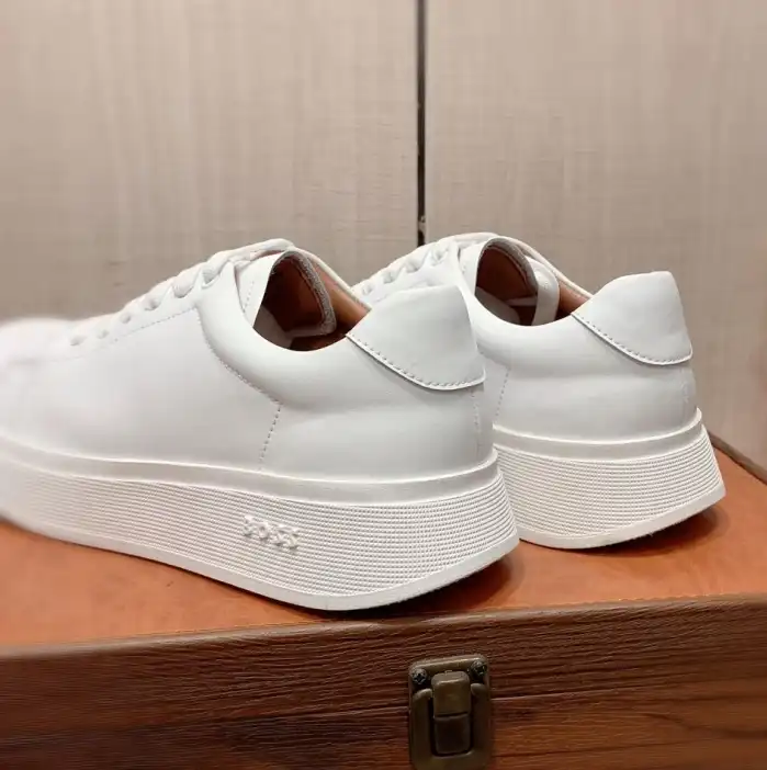 hype Boss Low Shoes