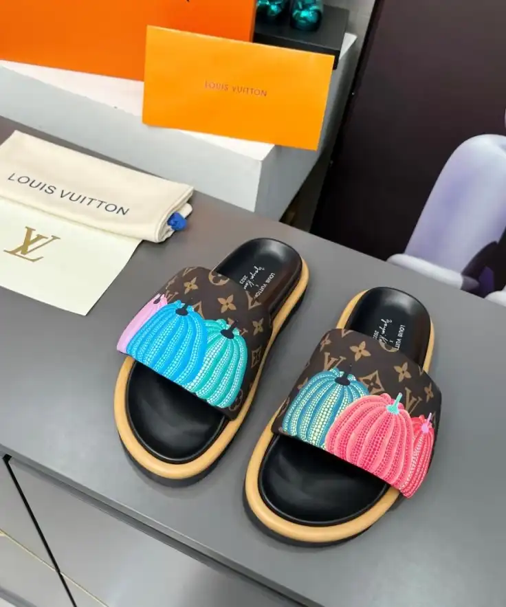 hype LV Slippers