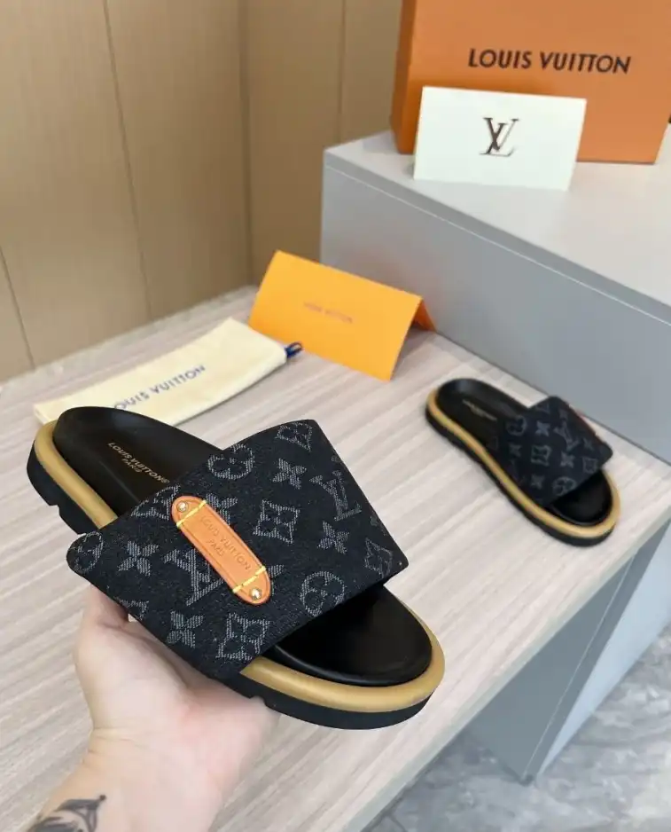 hype LV Slippers