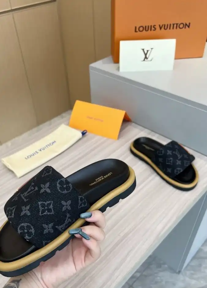 hype LV Slippers