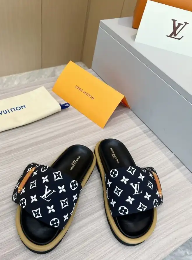 hype LV Slippers