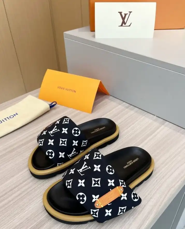 hype LV Slippers