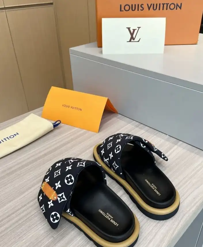 hype LV Slippers