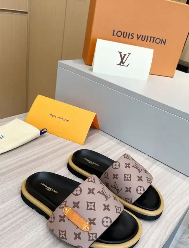 hype LV Slippers