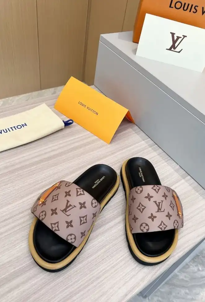 hype LV Slippers