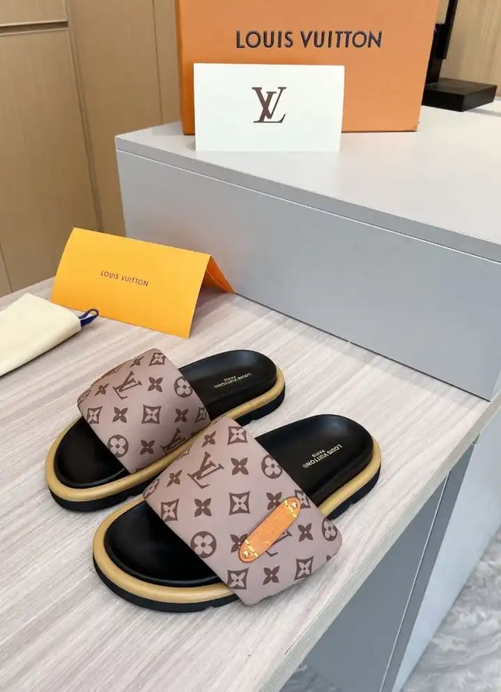 hype LV Slippers