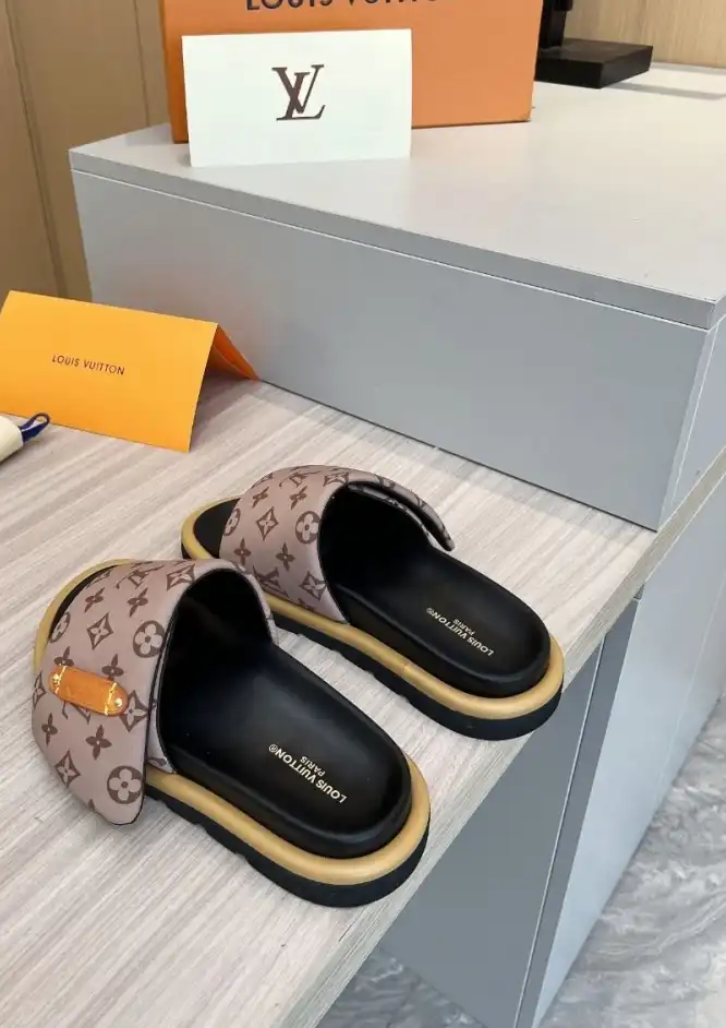 hype LV Slippers