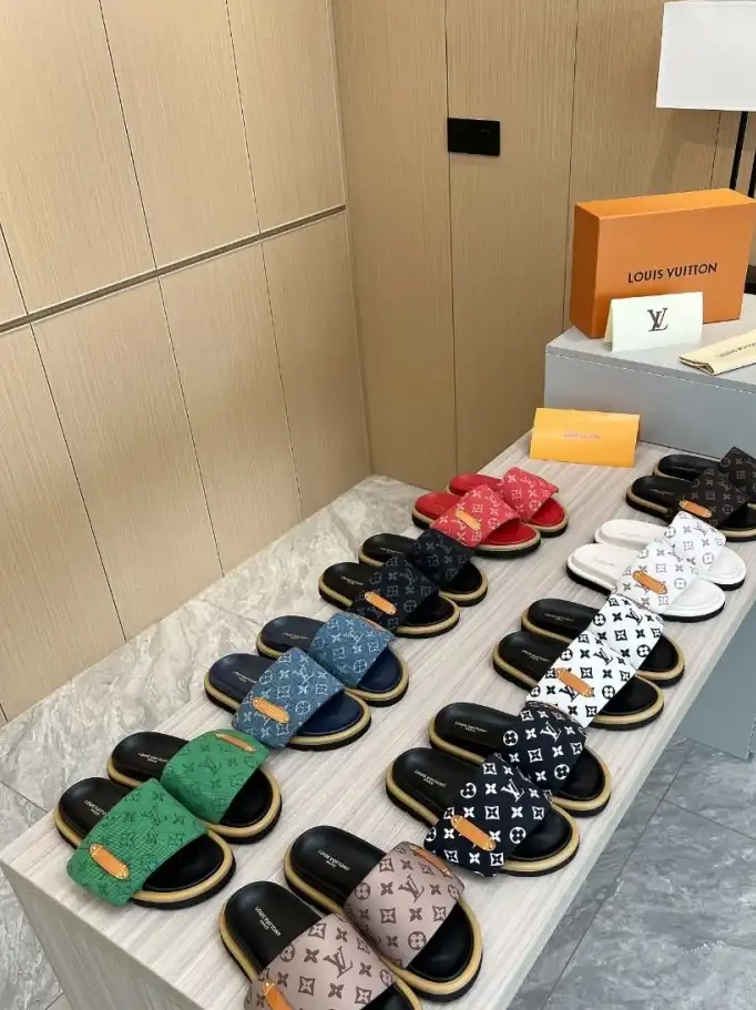 hype LV Slippers