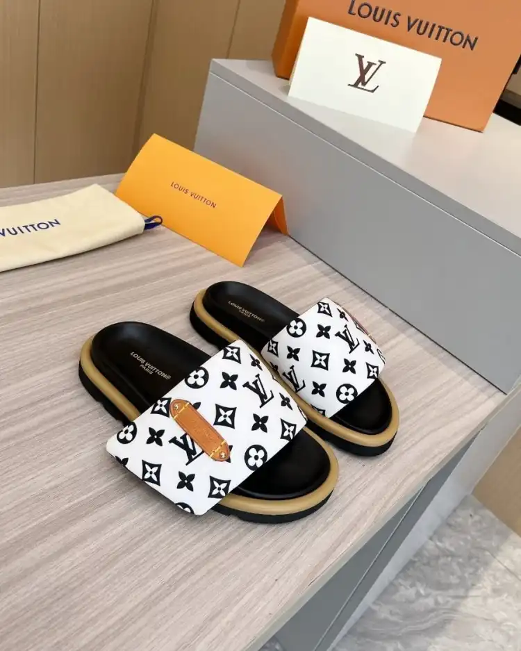 hype LV Slippers