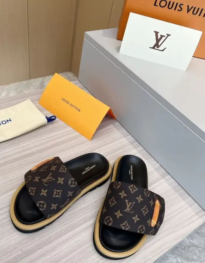 hype LV Slippers