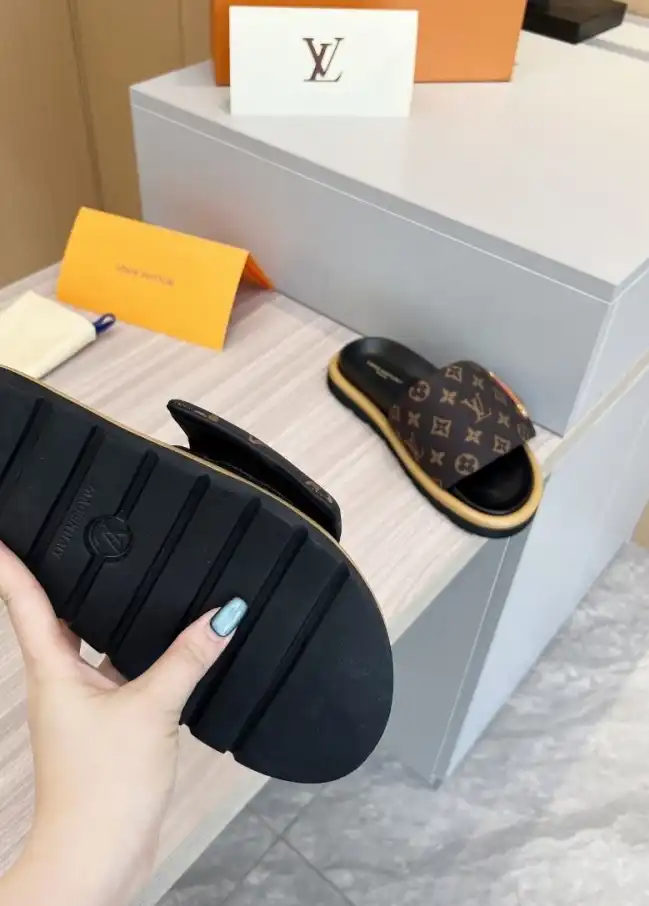 hype LV Slippers