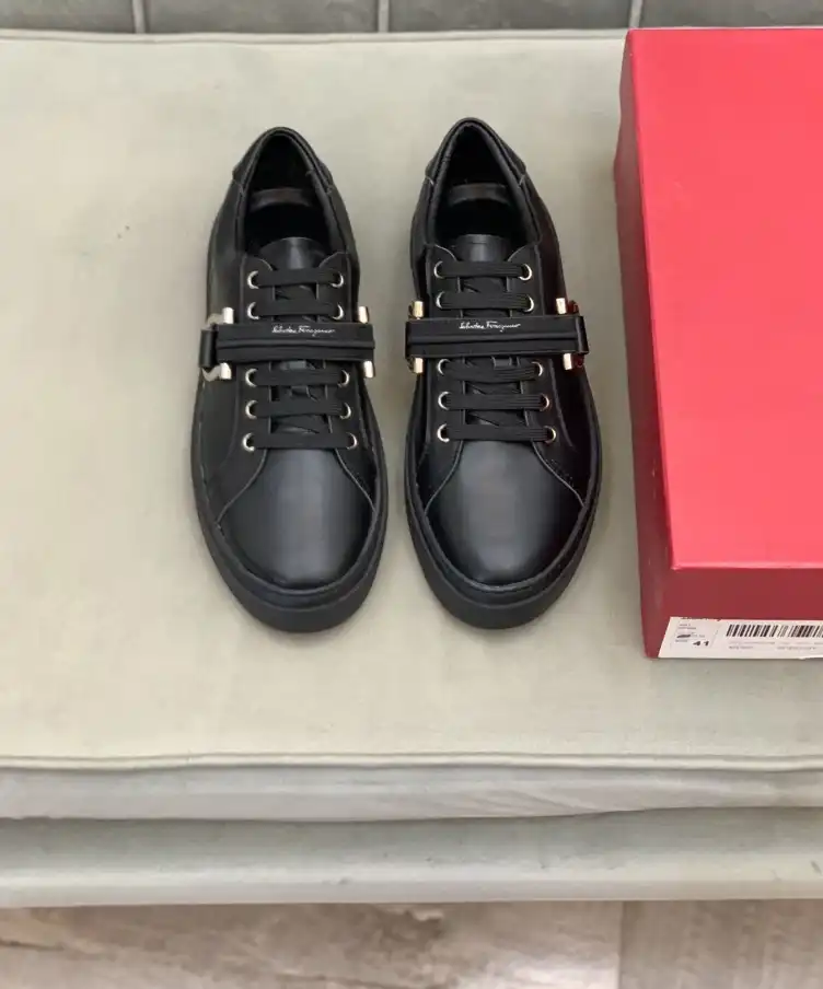 hype Ferragamo Sneakers