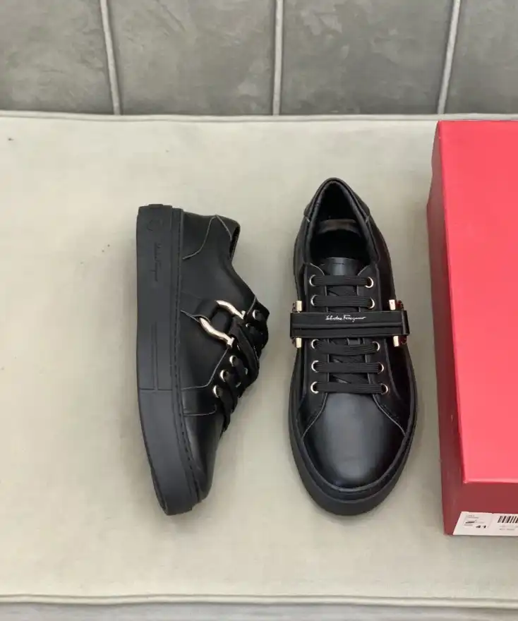 hype Ferragamo Sneakers