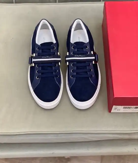 hype Ferragamo Sneakers