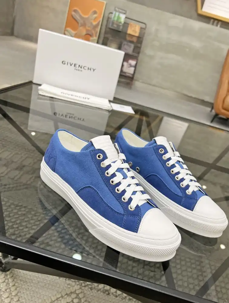 hype Givenchy Sneakers