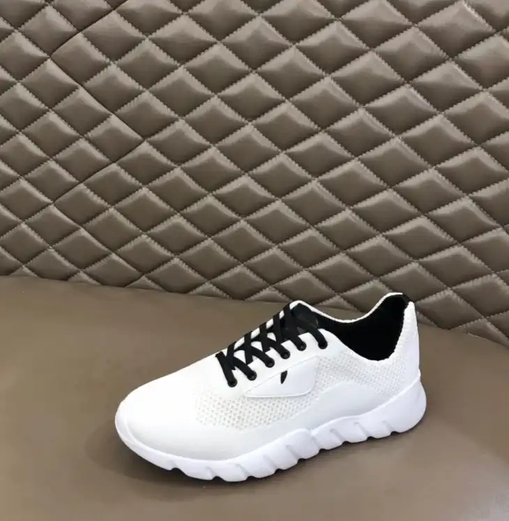 hype Fendi Sneakers