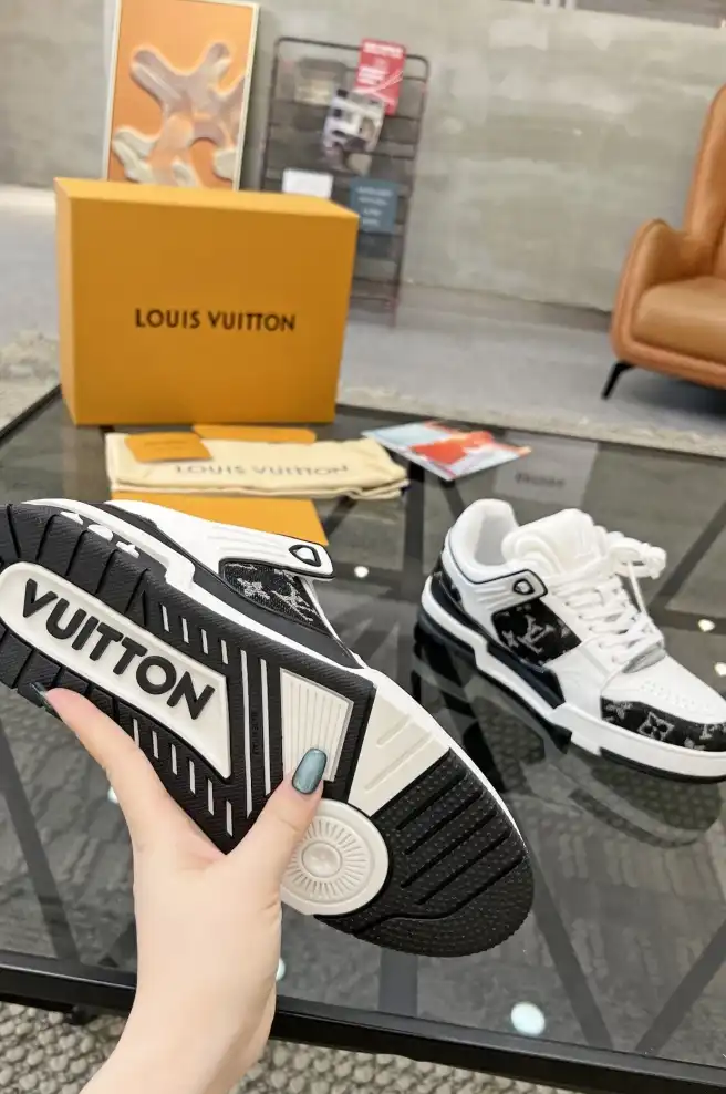 hype LV Casual Shoes