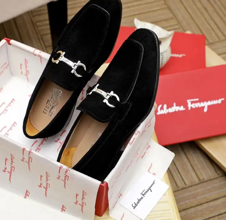 hype Ferragamo Leather Shoes