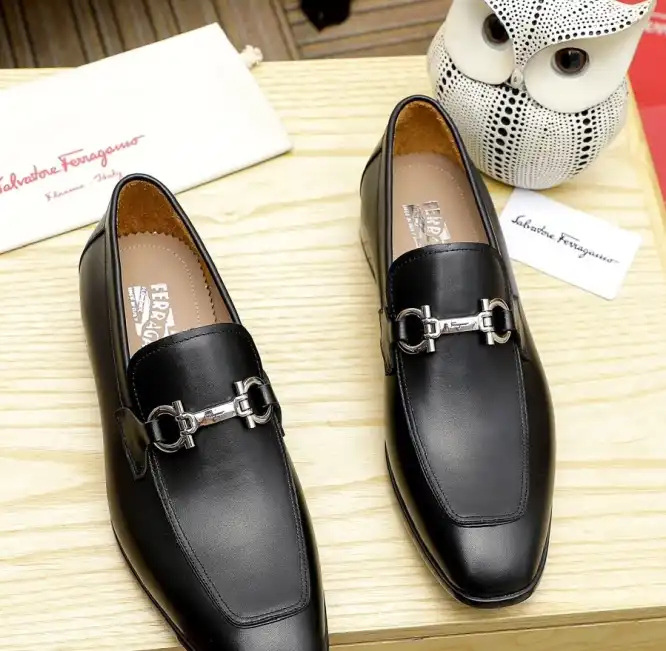 hype Ferragamo Leather Shoes