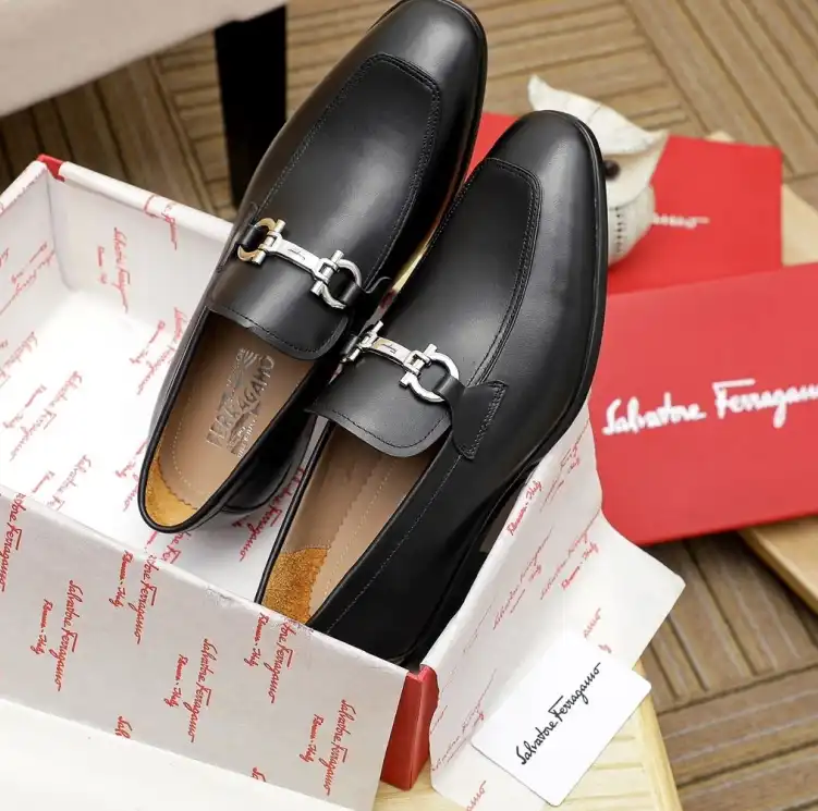 hype Ferragamo Leather Shoes