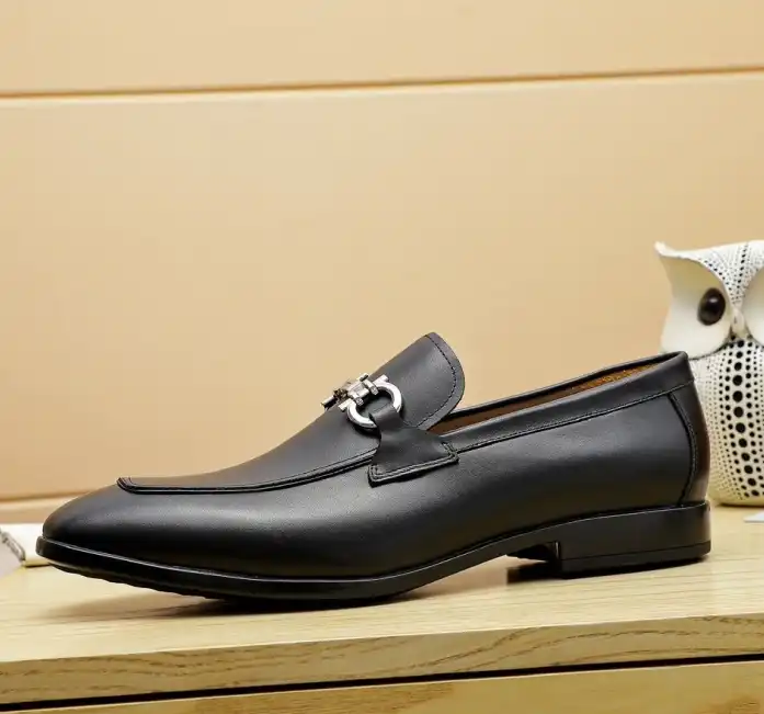 hype Ferragamo Leather Shoes