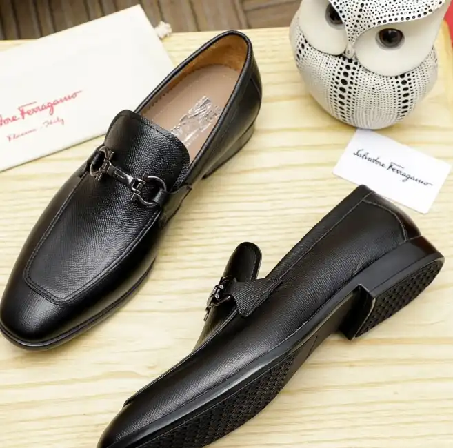 hype Ferragamo Leather Shoes