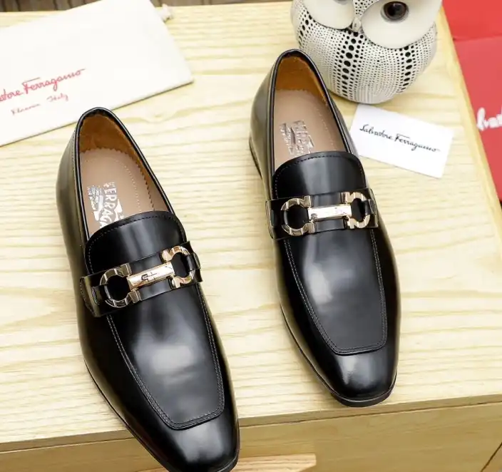 hype Ferragamo Leather Shoes