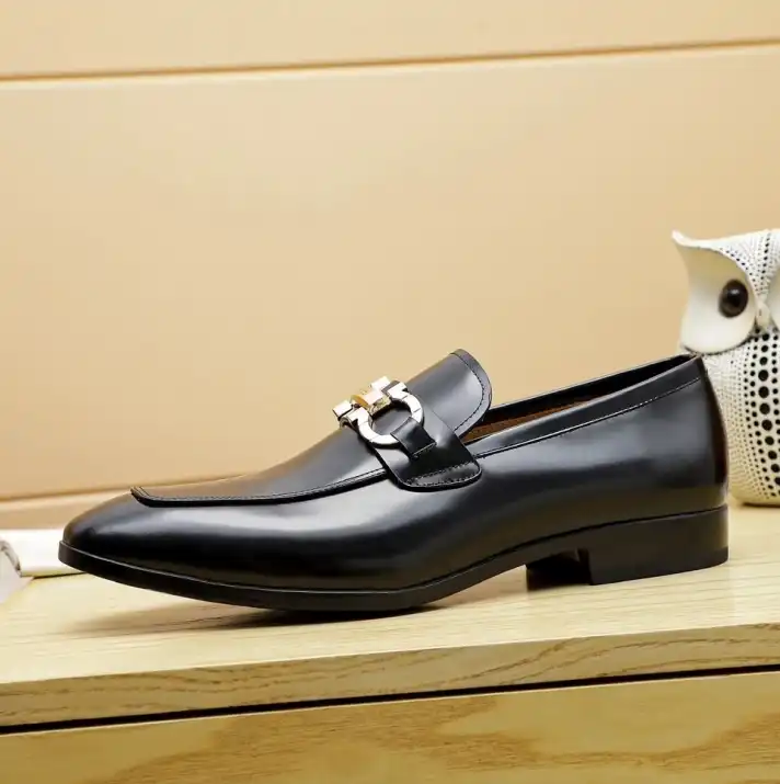 hype Ferragamo Leather Shoes