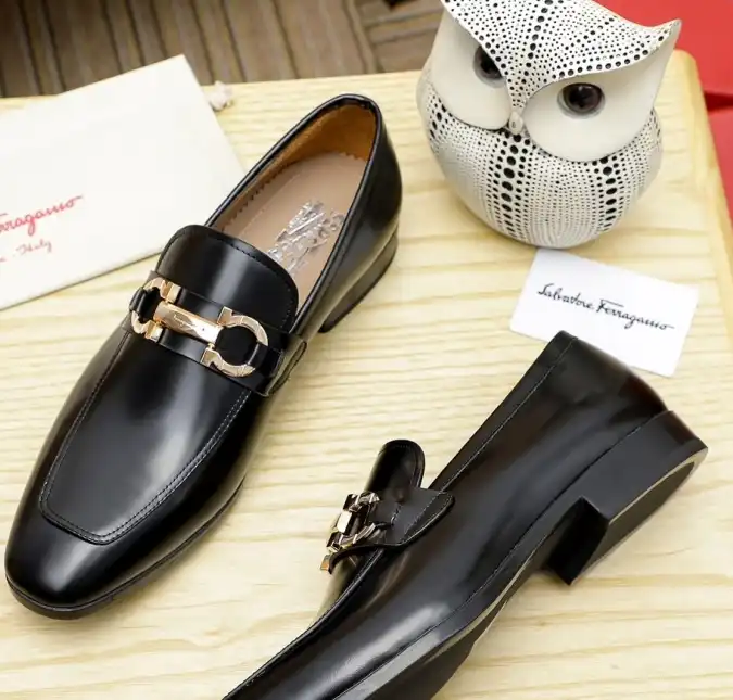 hype Ferragamo Leather Shoes