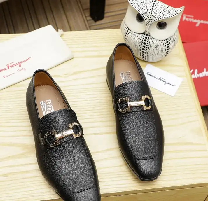 hype Ferragamo Leather Shoes