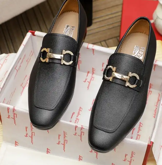 hype Ferragamo Leather Shoes