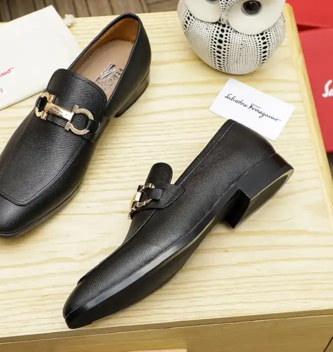 hype Ferragamo Leather Shoes