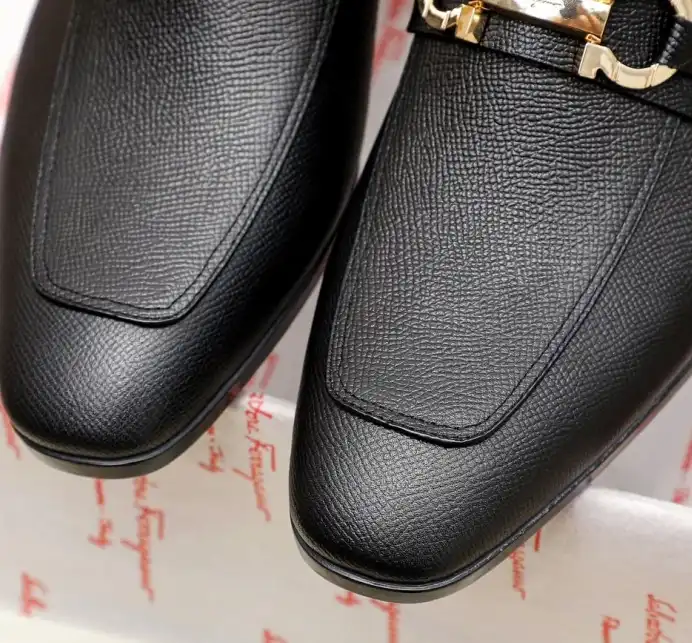 hype Ferragamo Leather Shoes