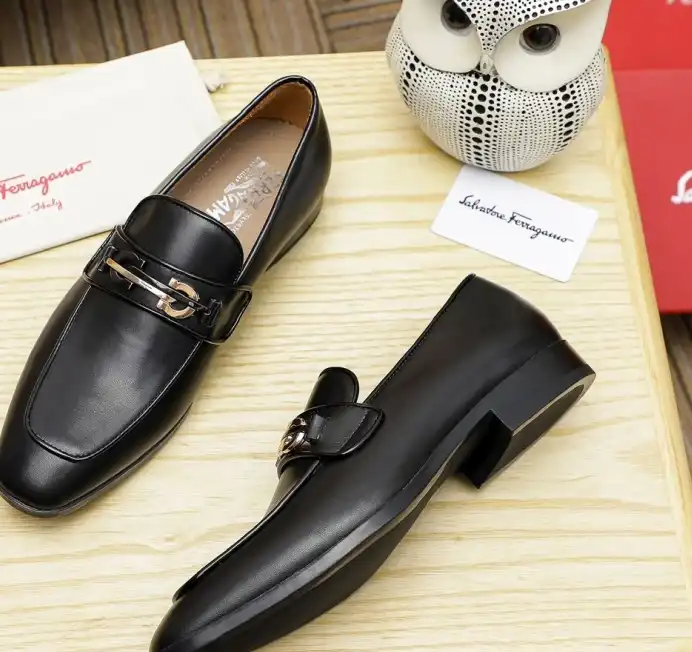 hype Ferragamo Leather Shoes