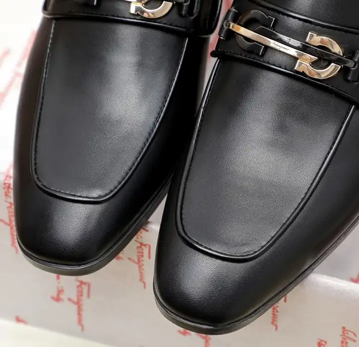 hype Ferragamo Leather Shoes