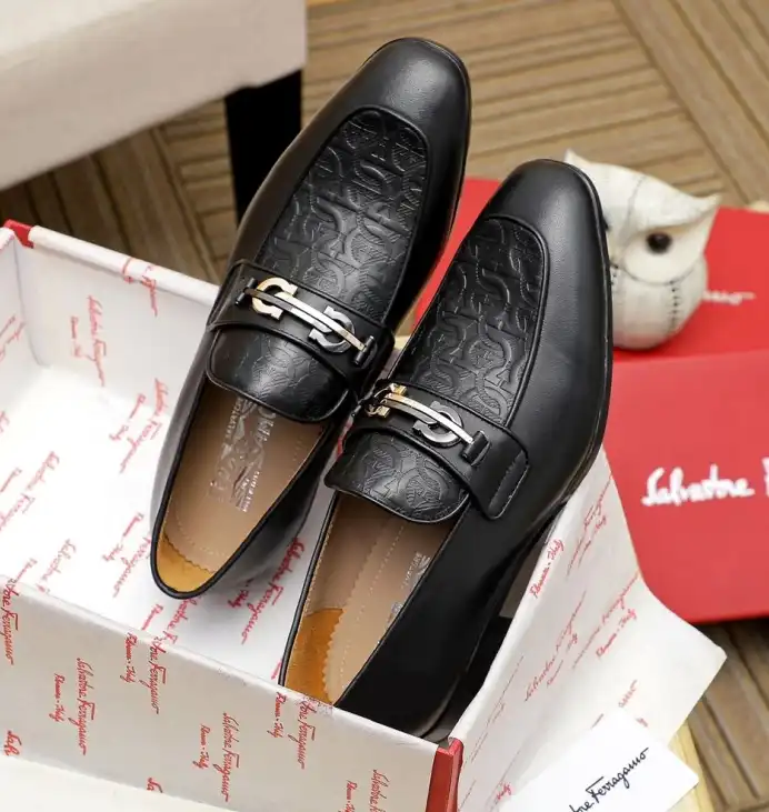 hype Ferragamo Leather Shoes