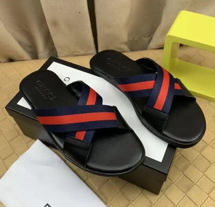 hype Gucci Slippers