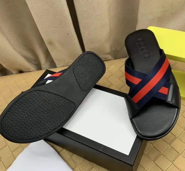 hype Gucci Slippers